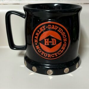 Harley Davidson Motor Cycle coffee mug 3D embossed bar and shield